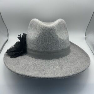 Tart 100 Percent Wool Gray Wide-Brim Fedora Hat w Removable Black Flower One Sz